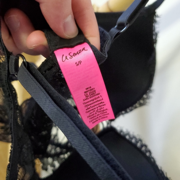 Lingerie Bra Top - Picture 4 of 4